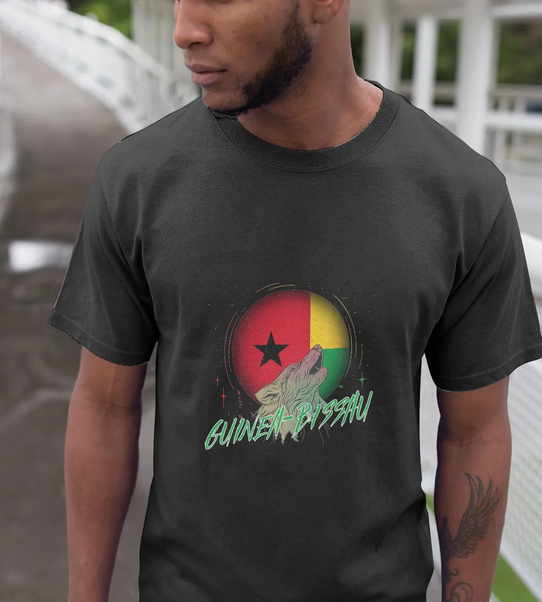 1sttheworld T-Shirt - Guinea Bissau Wolf T-Shirt Black A35