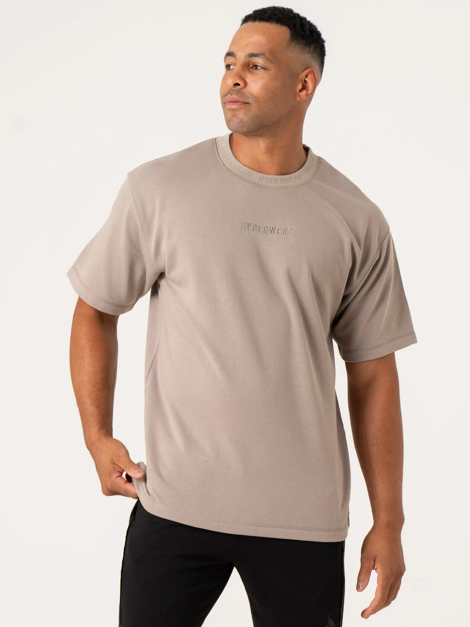 Pursuit Fleece T-Shirt - Taupe